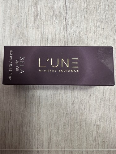 Une mineral radiance - l‘une,