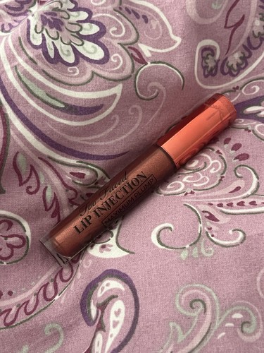 Too faced lip - faced,