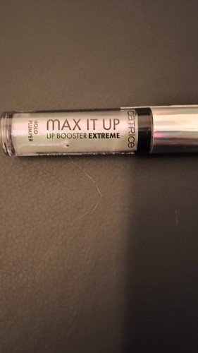 Catrice max lip booster - up,